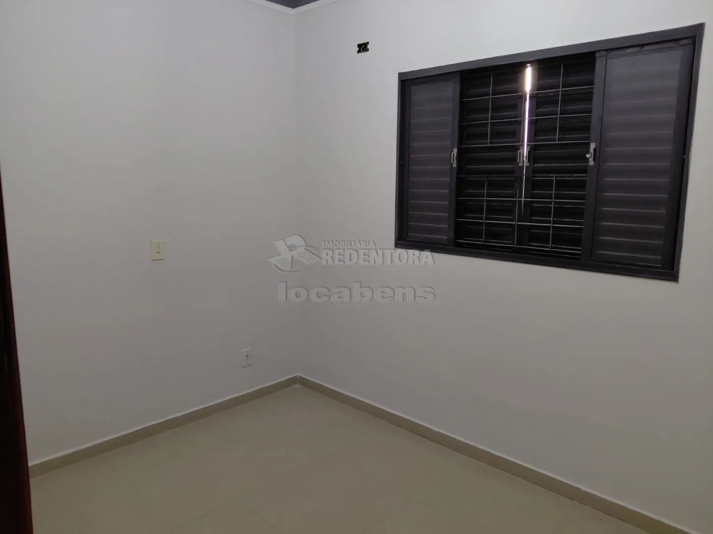 Alugar Casa / Padr&atilde;o em S&atilde;o Jos&eacute; do Rio Preto R$ 2.500,00 - Foto 18