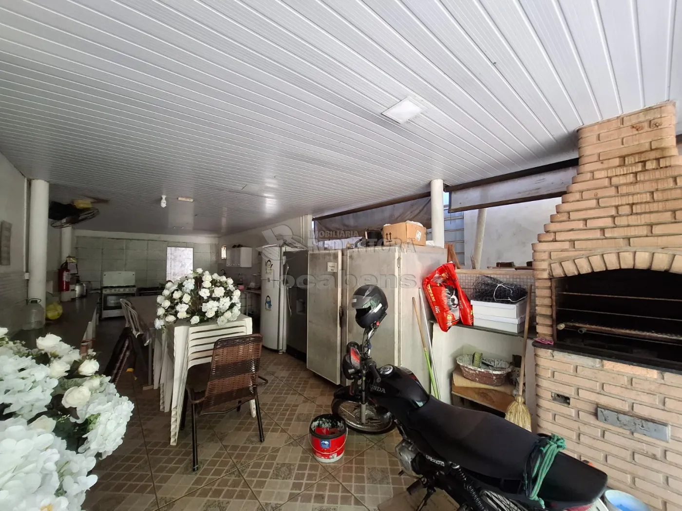 Alugar Comercial / Sal&atilde;o em Guapia&ccedil;u R$ 9.000,00 - Foto 6