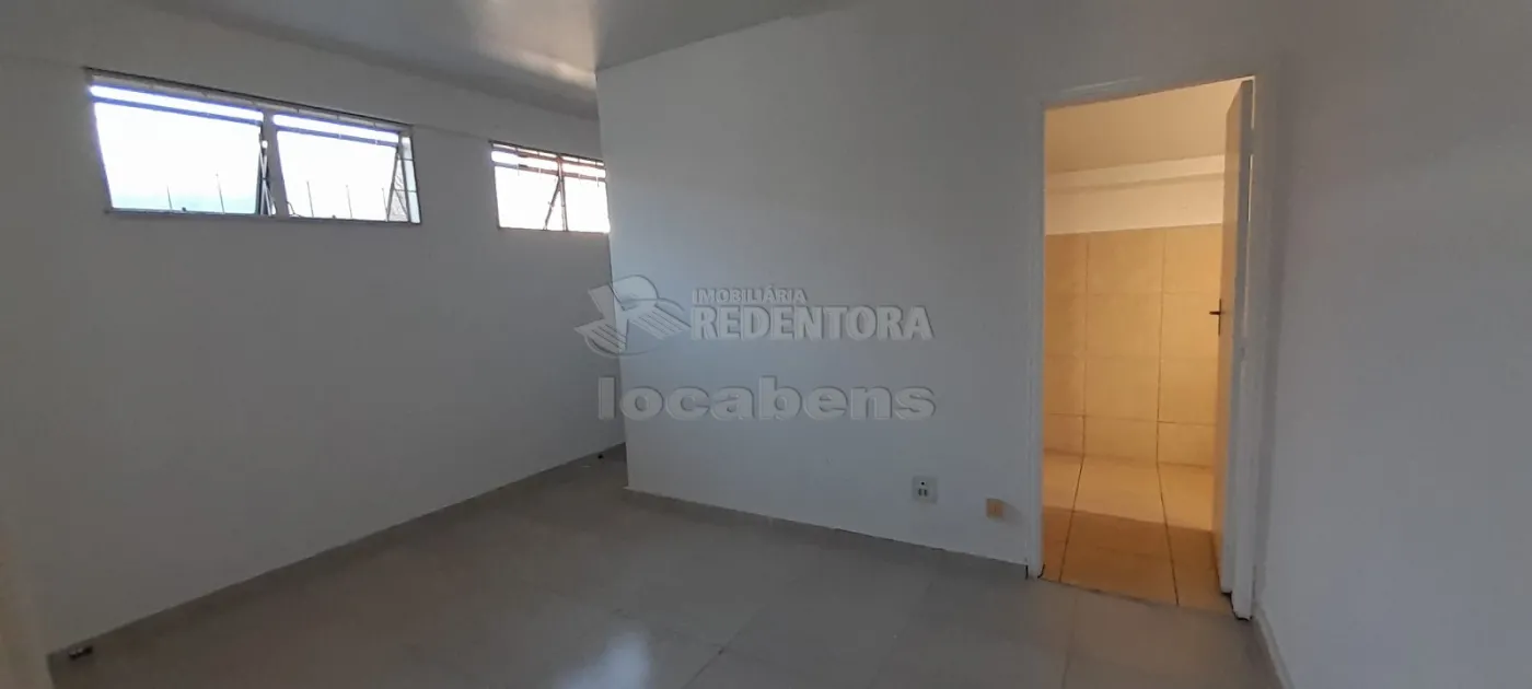 Alugar Comercial / Sal&atilde;o em S&atilde;o Jos&eacute; do Rio Preto R$ 2.000,00 - Foto 2