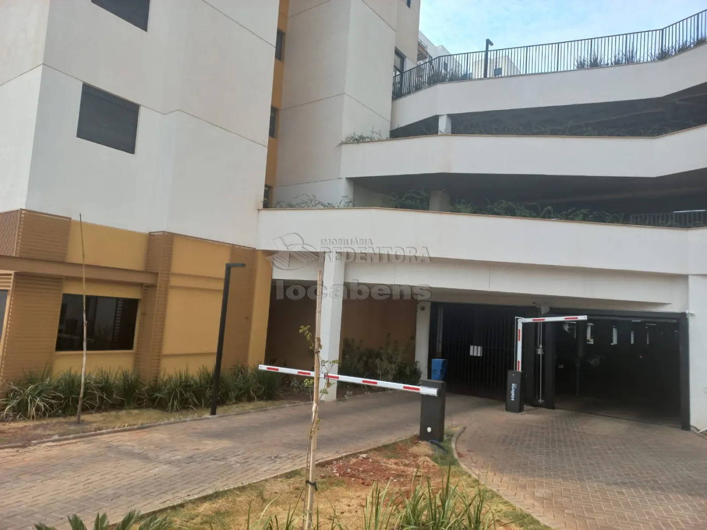 Alugar Apartamento / Padr&atilde;o em S&atilde;o Jos&eacute; do Rio Preto R$ 2.500,00 - Foto 1