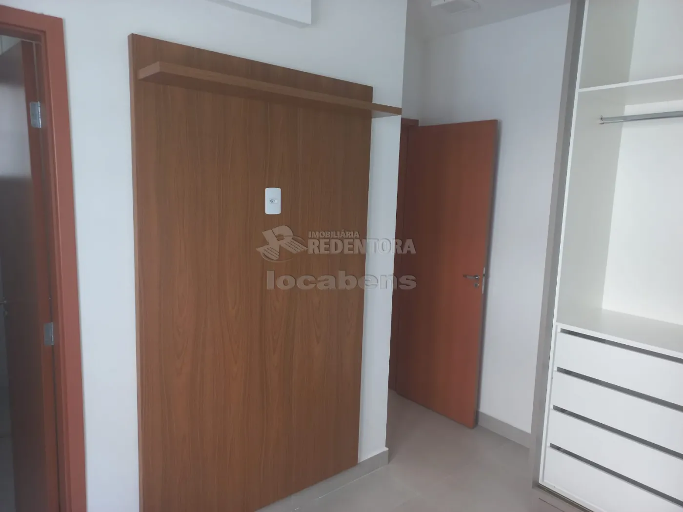 Alugar Apartamento / Padr&atilde;o em S&atilde;o Jos&eacute; do Rio Preto R$ 2.500,00 - Foto 5