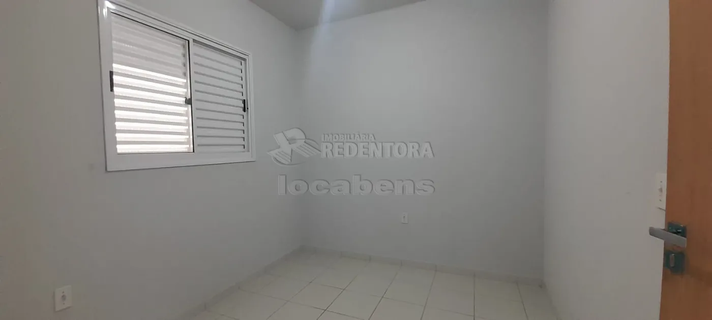 Alugar Casa / Padr&atilde;o em S&atilde;o Jos&eacute; do Rio Preto R$ 1.300,00 - Foto 6