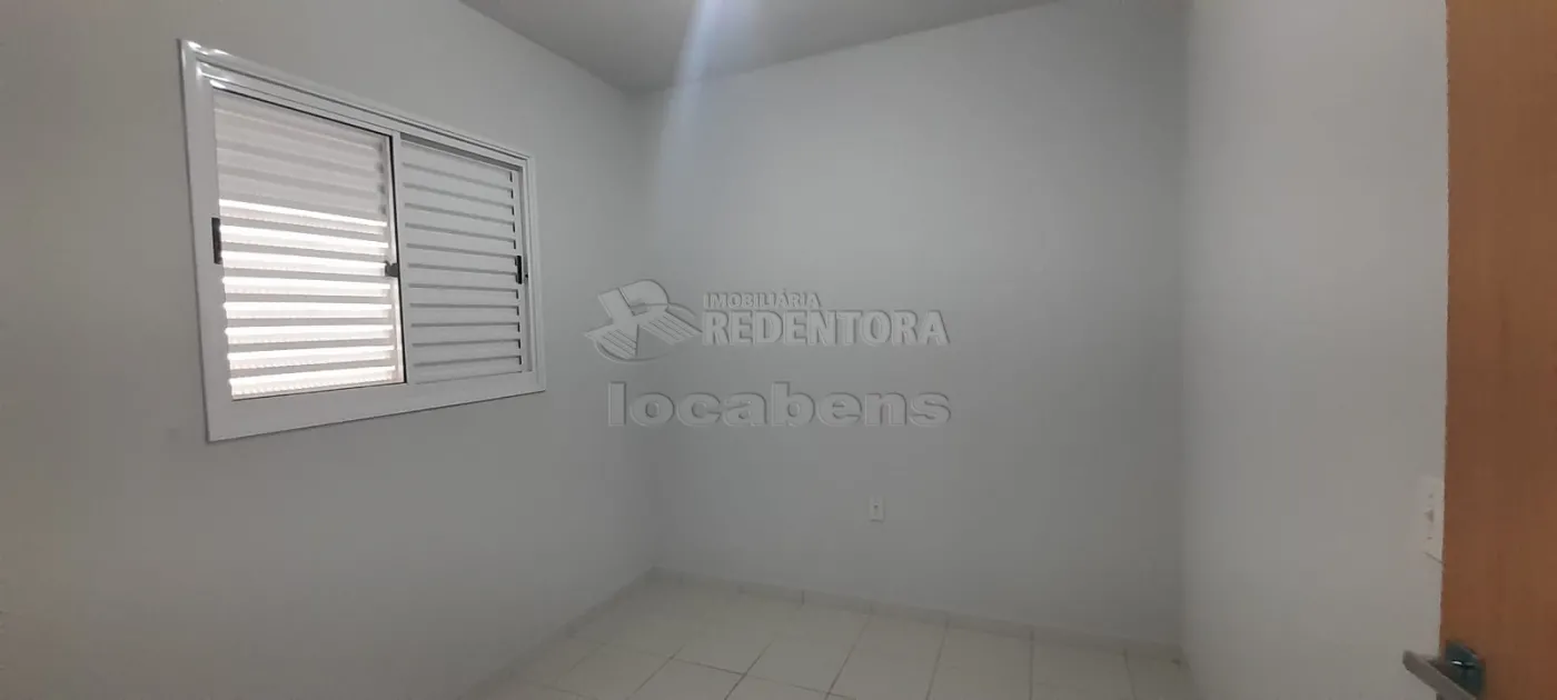 Alugar Casa / Padr&atilde;o em S&atilde;o Jos&eacute; do Rio Preto R$ 1.300,00 - Foto 8