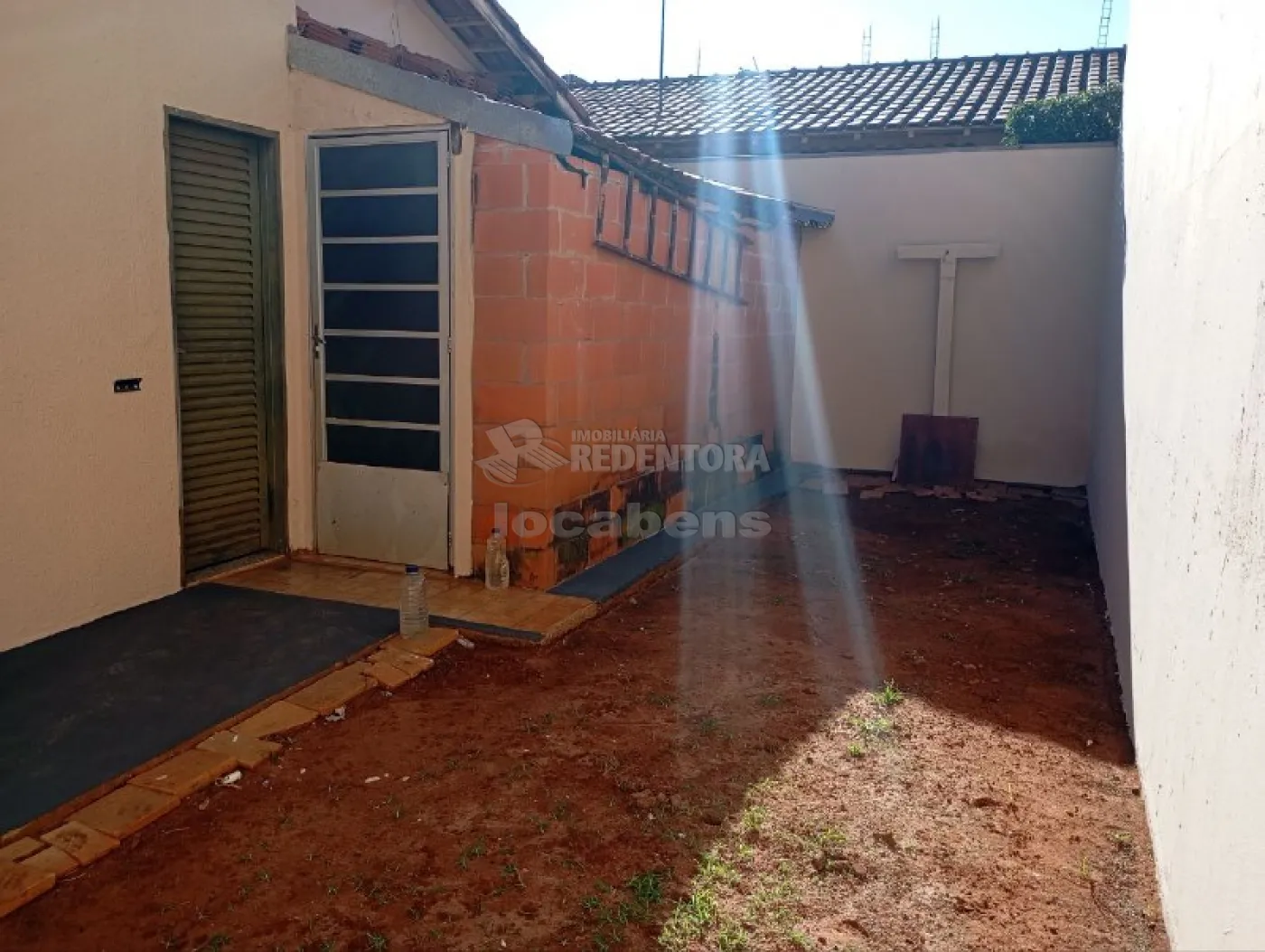 Comprar Casa / Padr&atilde;o em Ol&iacute;mpia R$ 300.000,00 - Foto 5