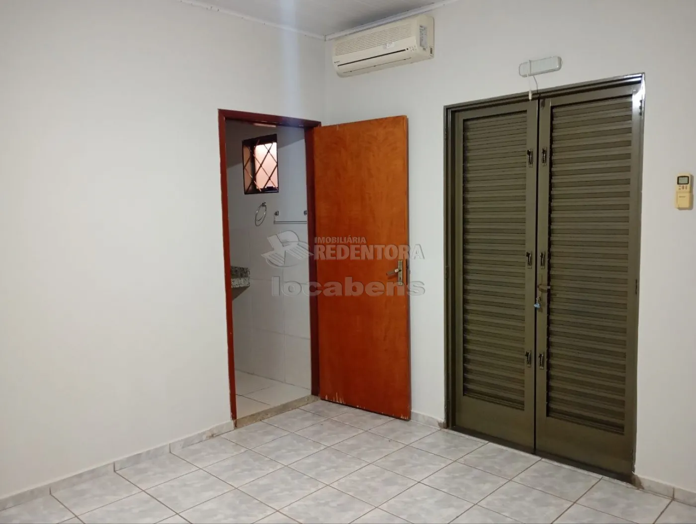 Comprar Casa / Padr&atilde;o em Ol&iacute;mpia R$ 300.000,00 - Foto 6