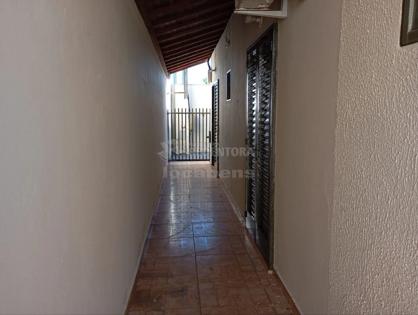 Comprar Casa / Padr&atilde;o em Ol&iacute;mpia R$ 300.000,00 - Foto 8