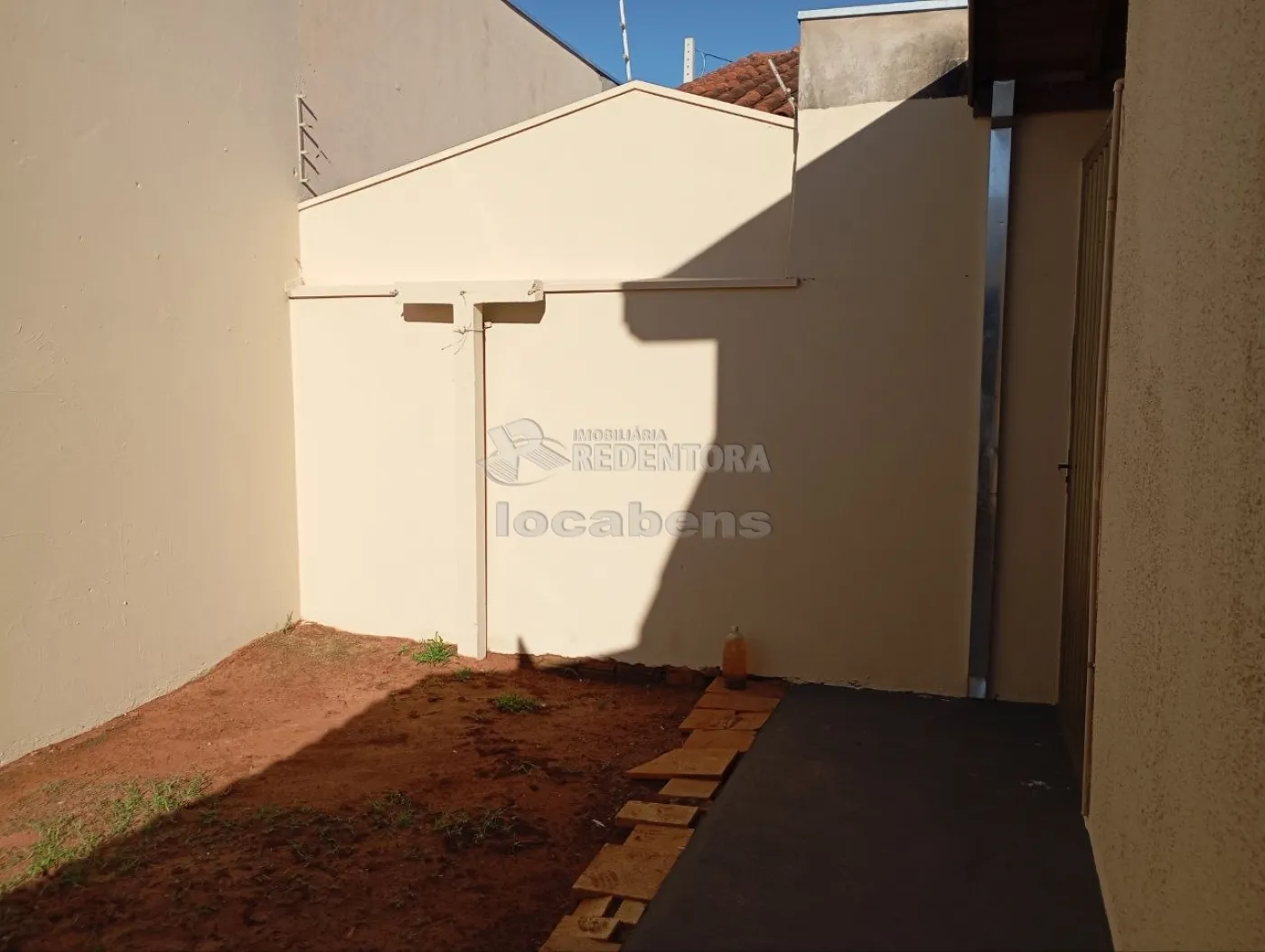 Comprar Casa / Padr&atilde;o em Ol&iacute;mpia R$ 300.000,00 - Foto 17