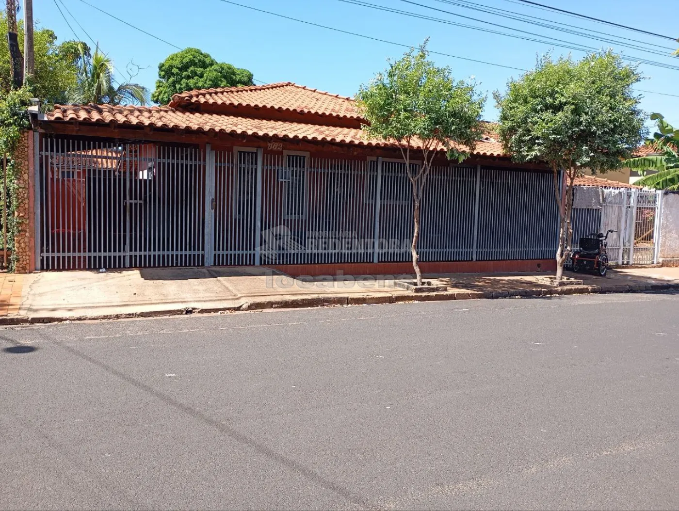 Comprar Casa / Padr&atilde;o em Guaraci R$ 399.000,00 - Foto 1