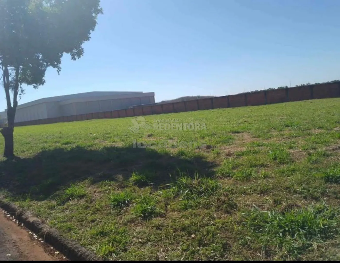 Comprar Terreno / Condom&iacute;nio em Guapia&ccedil;u R$ 160.000,00 - Foto 1