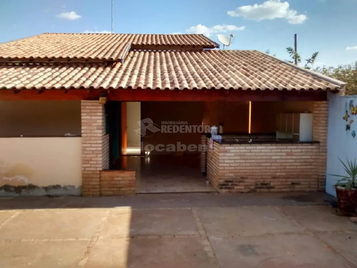 Comprar Casa / Padr&atilde;o em Fernand&oacute;polis R$ 440.000,00 - Foto 1