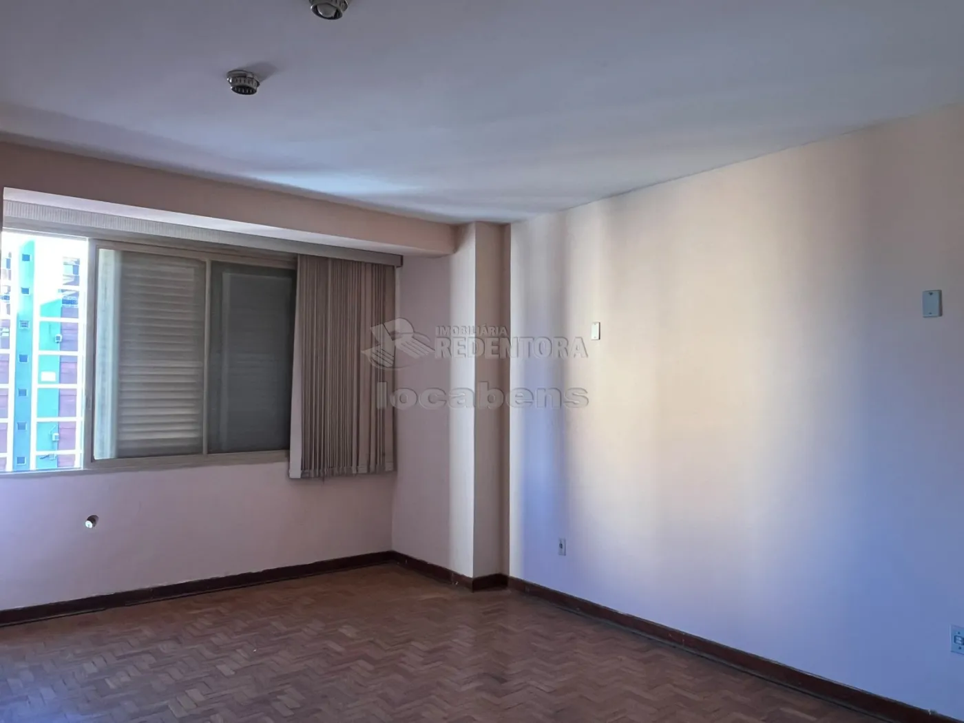 Alugar Apartamento / Padr&atilde;o em S&atilde;o Jos&eacute; do Rio Preto R$ 700,00 - Foto 7