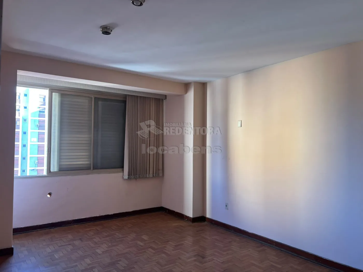 Alugar Apartamento / Padr&atilde;o em S&atilde;o Jos&eacute; do Rio Preto R$ 700,00 - Foto 10