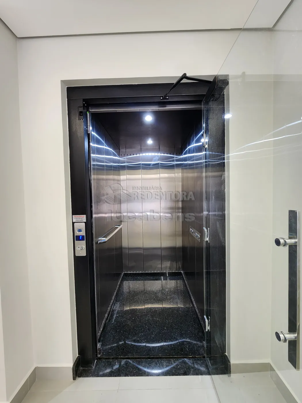Alugar Comercial / Casa Comercial em S&atilde;o Jos&eacute; do Rio Preto R$ 18.000,00 - Foto 11