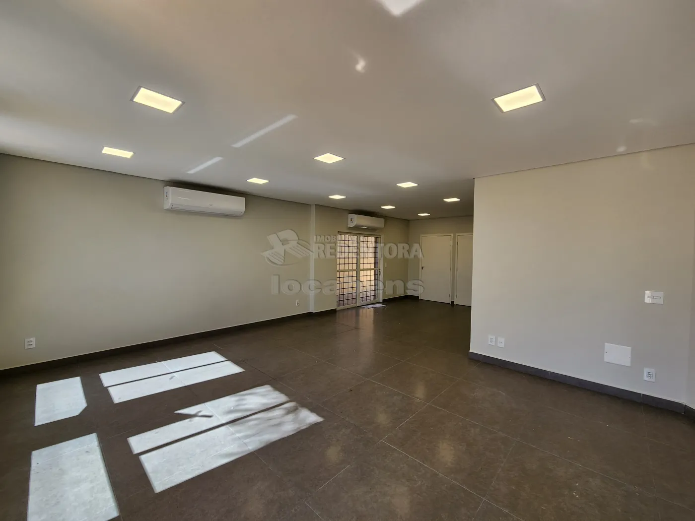 Alugar Comercial / Casa Comercial em S&atilde;o Jos&eacute; do Rio Preto R$ 18.000,00 - Foto 7
