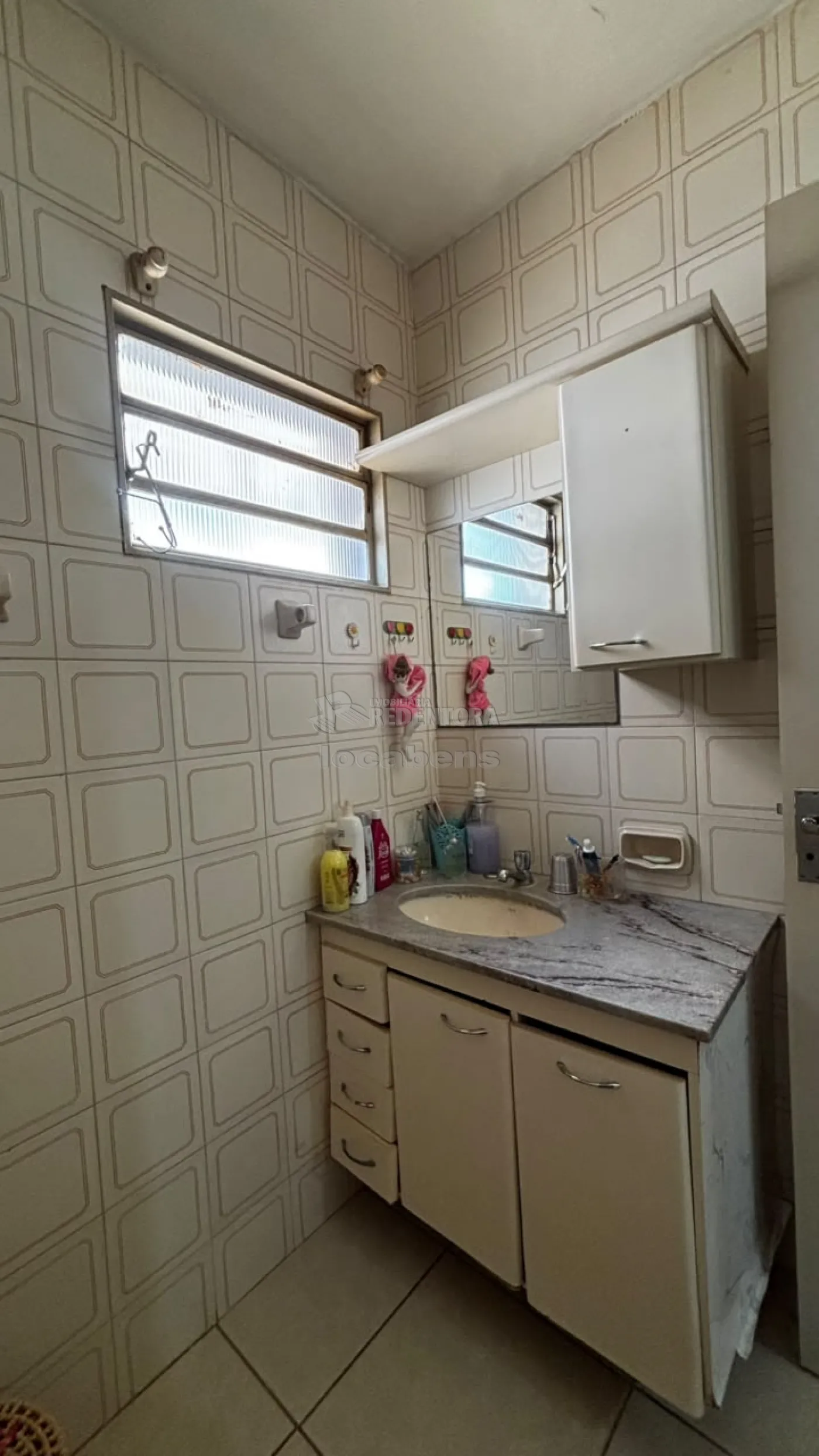 Alugar Apartamento / Padr&atilde;o em S&atilde;o Jos&eacute; do Rio Preto R$ 1.200,00 - Foto 12