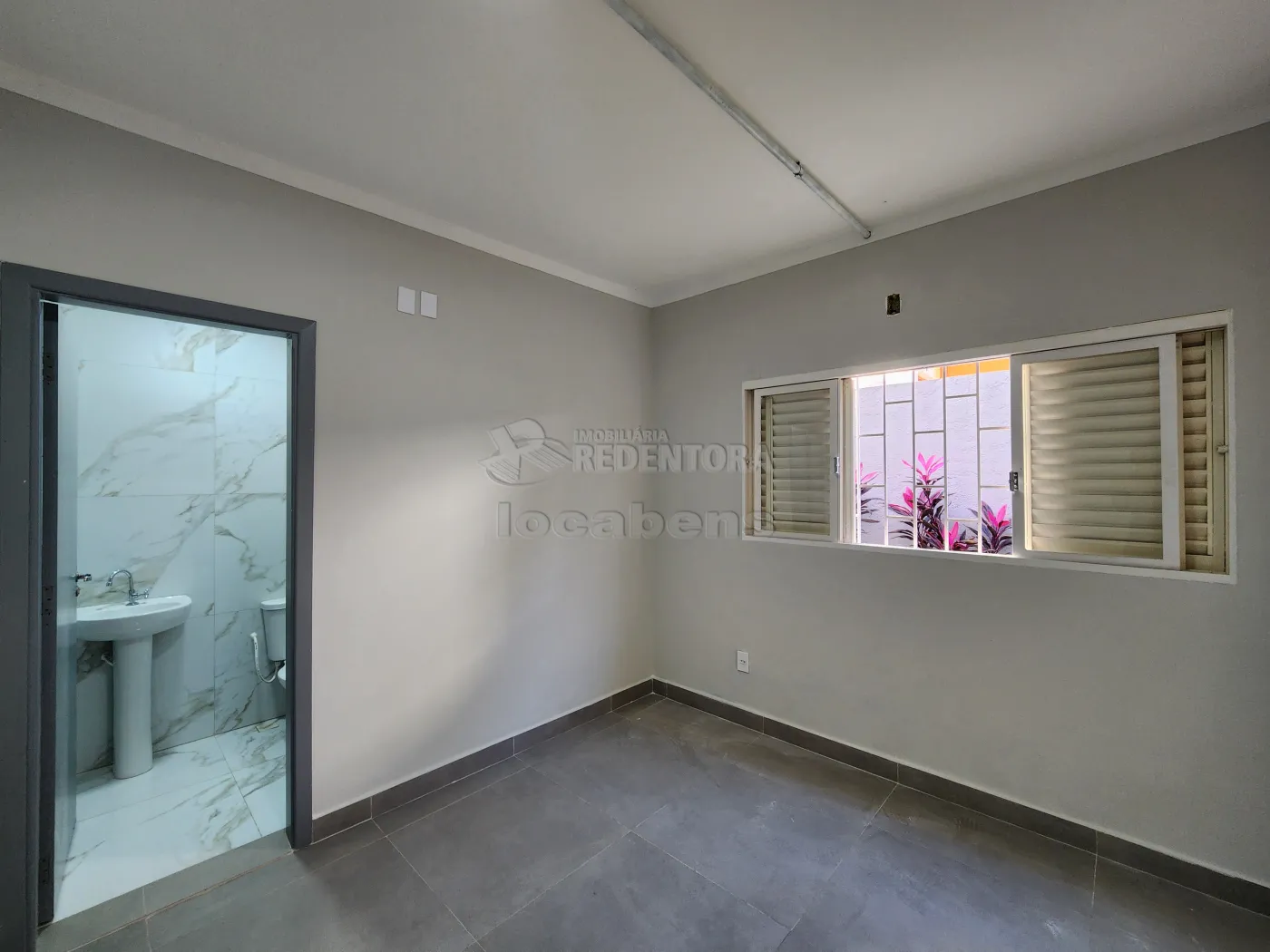 Alugar Comercial / Casa Comercial em S&atilde;o Jos&eacute; do Rio Preto R$ 18.000,00 - Foto 12