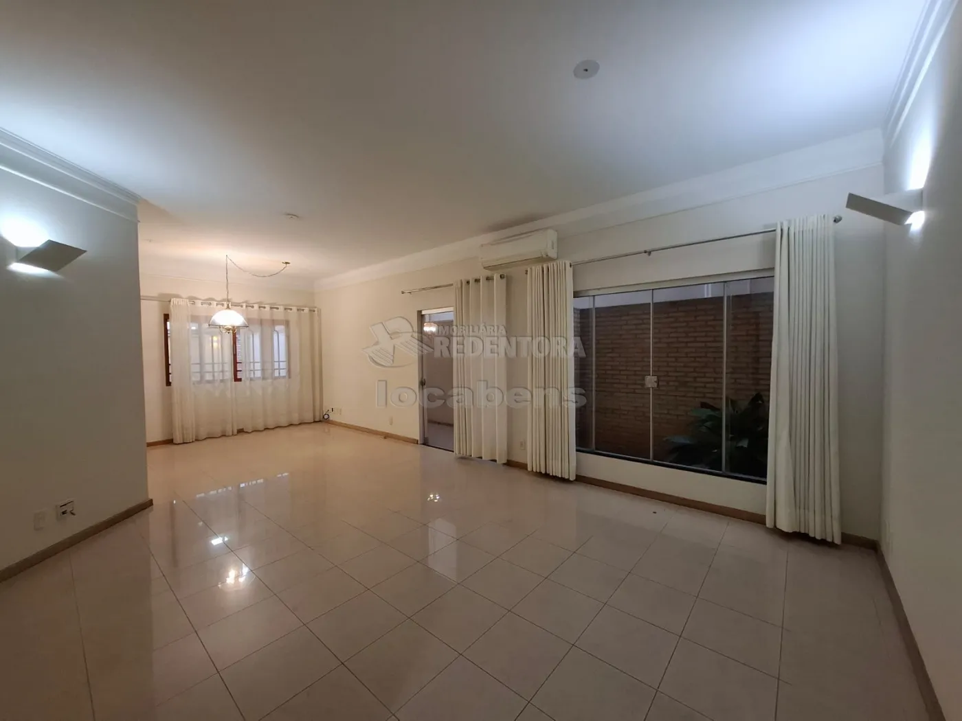 Alugar Casa / Condom&iacute;nio em S&atilde;o Jos&eacute; do Rio Preto R$ 6.800,00 - Foto 1