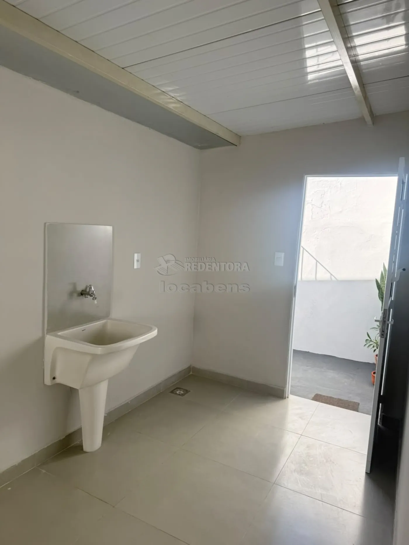 Alugar Casa / Padr&atilde;o em S&atilde;o Jos&eacute; do Rio Preto R$ 1.200,00 - Foto 7