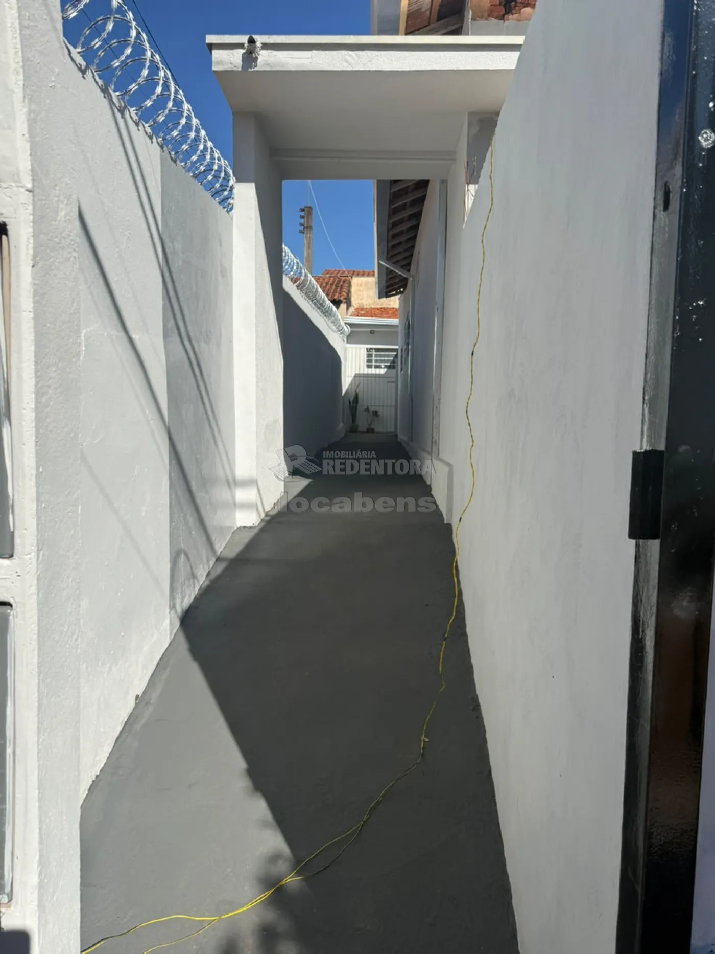 Alugar Casa / Padr&atilde;o em S&atilde;o Jos&eacute; do Rio Preto R$ 1.200,00 - Foto 3