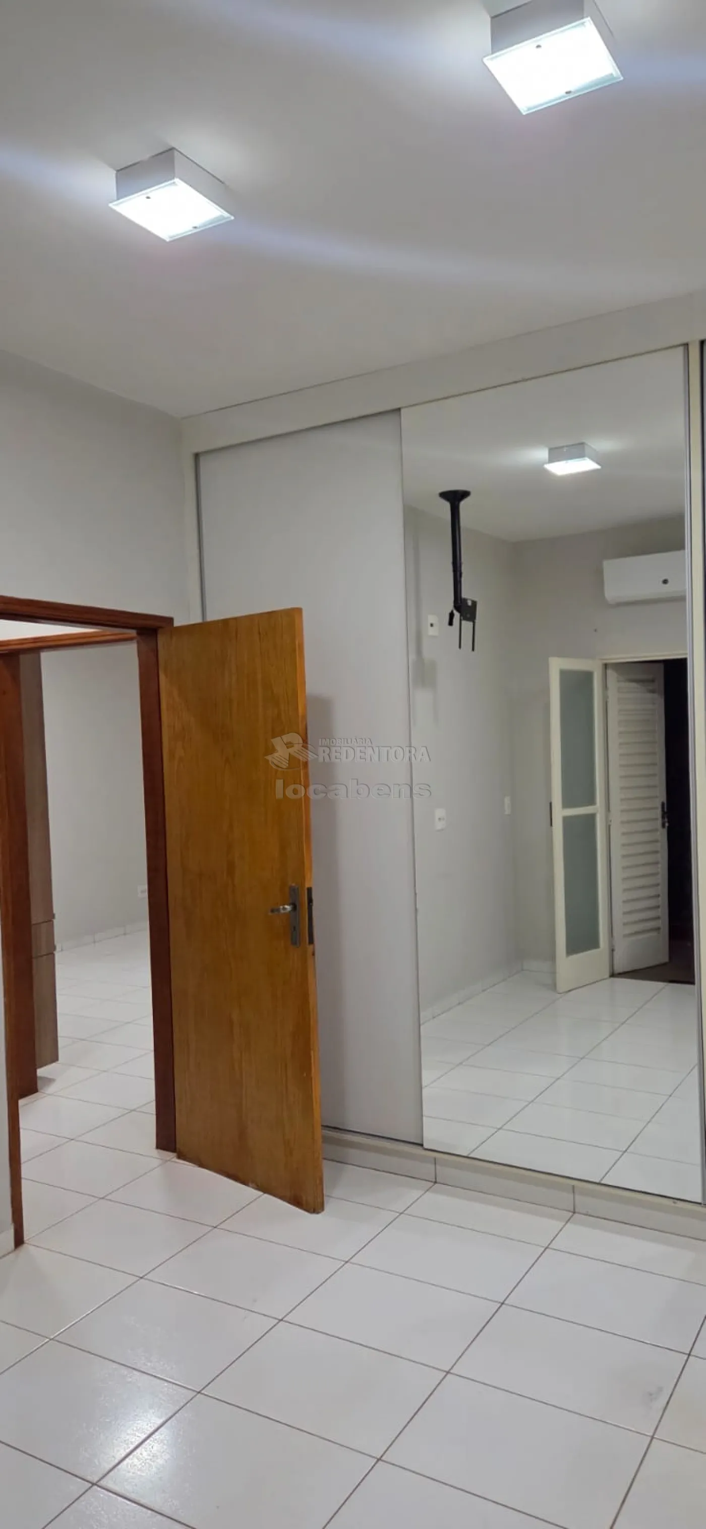 Comprar Casa / Padr&atilde;o em S&atilde;o Jos&eacute; do Rio Preto R$ 600.000,00 - Foto 18