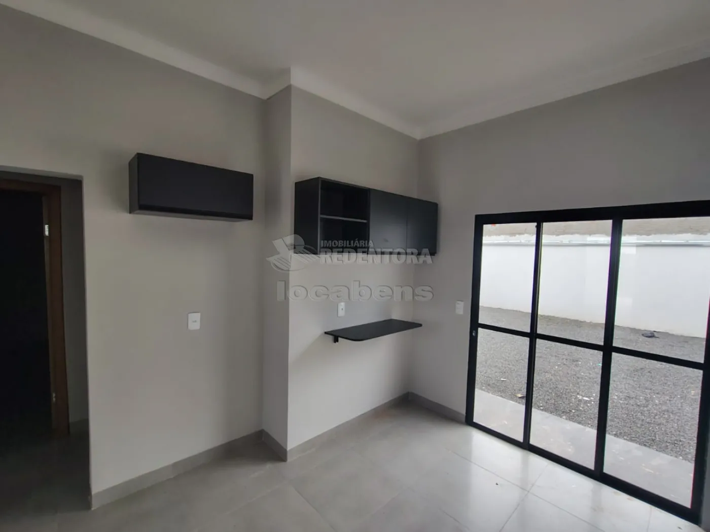 Alugar Casa / Padr&atilde;o em S&atilde;o Jos&eacute; do Rio Preto R$ 1.500,00 - Foto 1