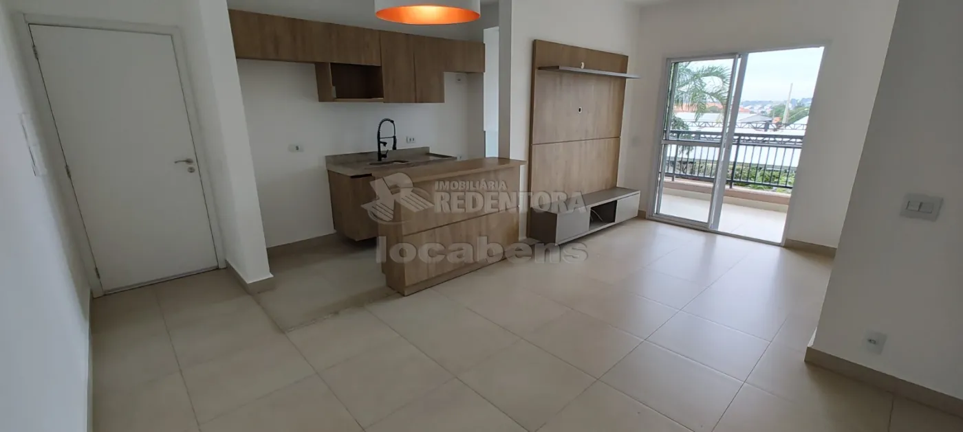 Alugar Apartamento / Padr&atilde;o em S&atilde;o Jos&eacute; do Rio Preto R$ 3.000,00 - Foto 1