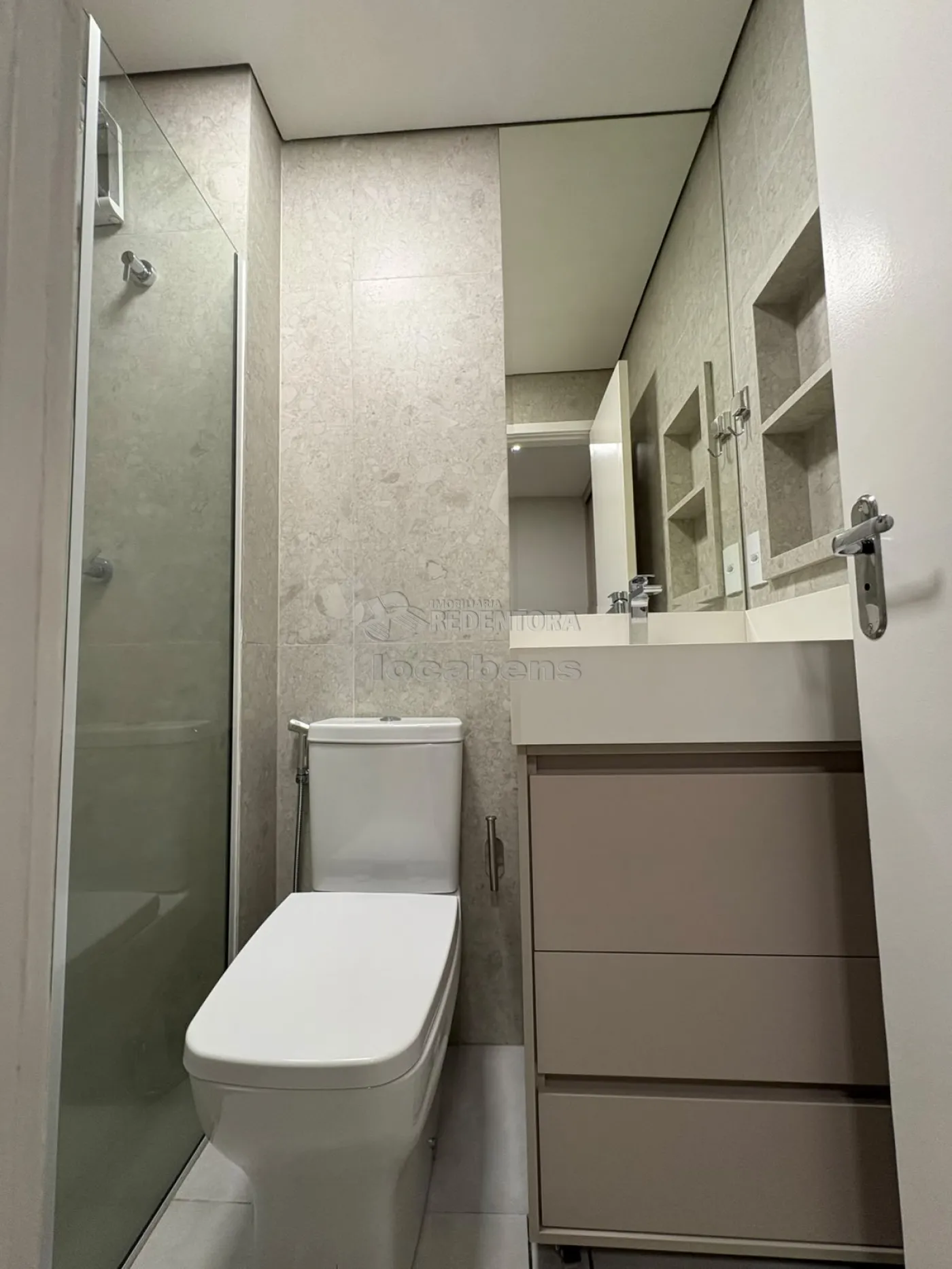 Alugar Apartamento / Padr&atilde;o em Mirassol R$ 1.800,00 - Foto 28