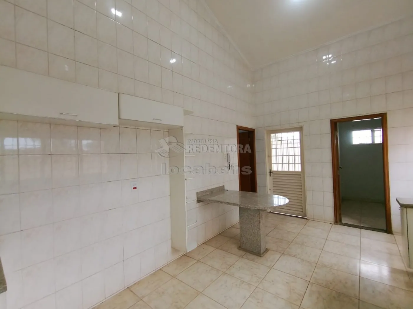 Alugar Casa / Padr&atilde;o em S&atilde;o Jos&eacute; do Rio Preto R$ 2.800,00 - Foto 11