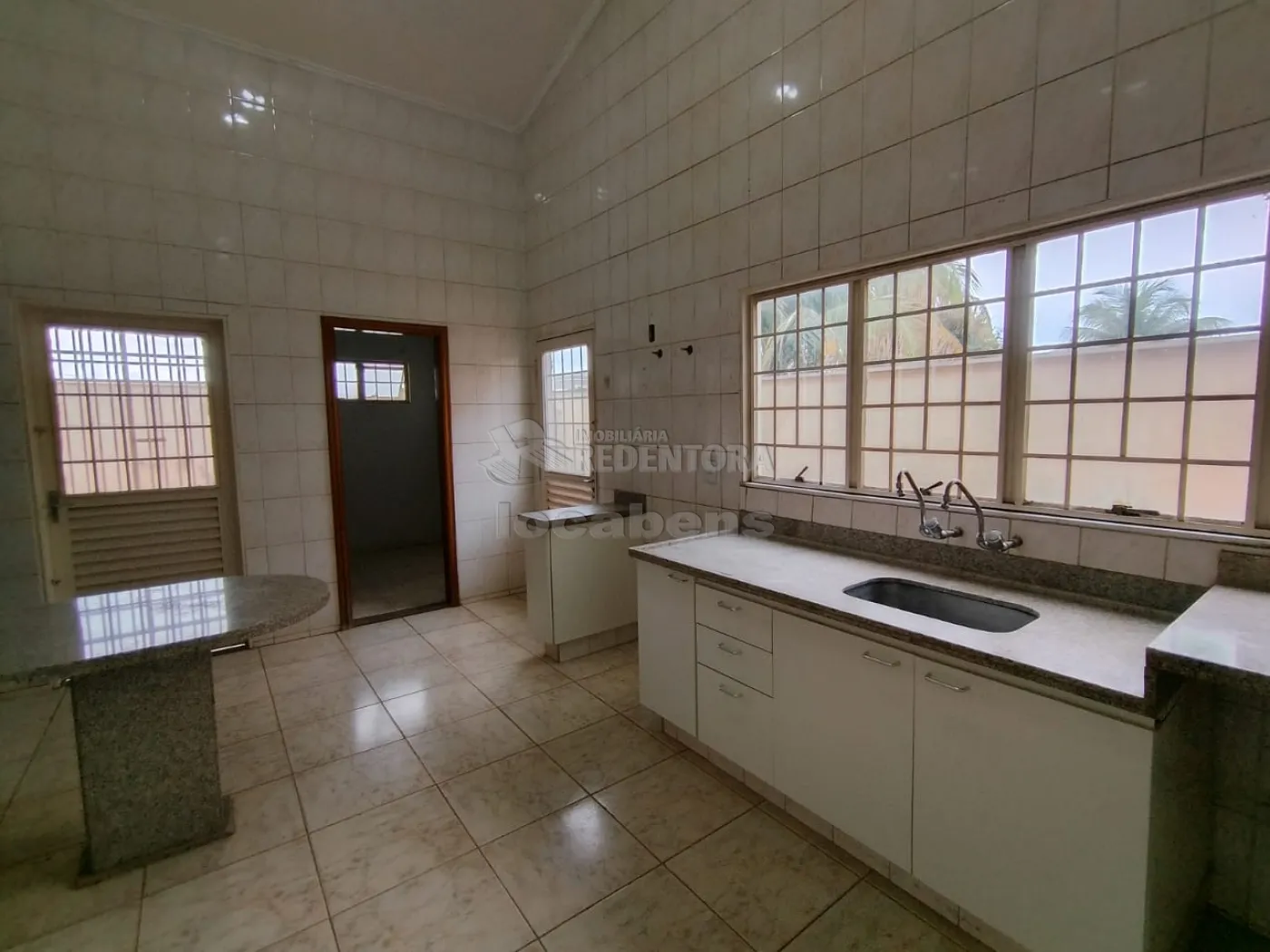 Alugar Casa / Padr&atilde;o em S&atilde;o Jos&eacute; do Rio Preto R$ 2.800,00 - Foto 12