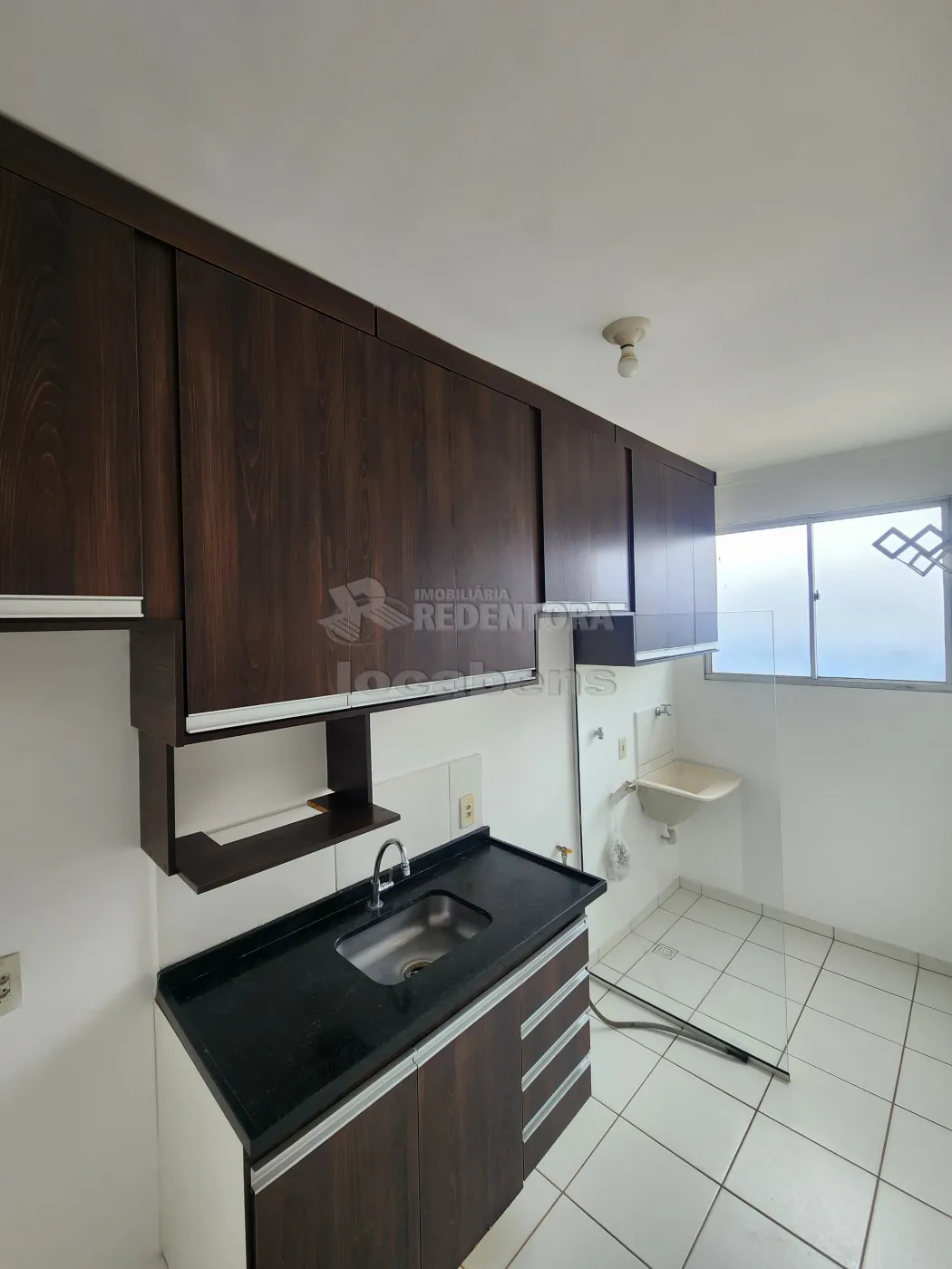Alugar Apartamento / Padr&atilde;o em S&atilde;o Jos&eacute; do Rio Preto R$ 830,00 - Foto 5