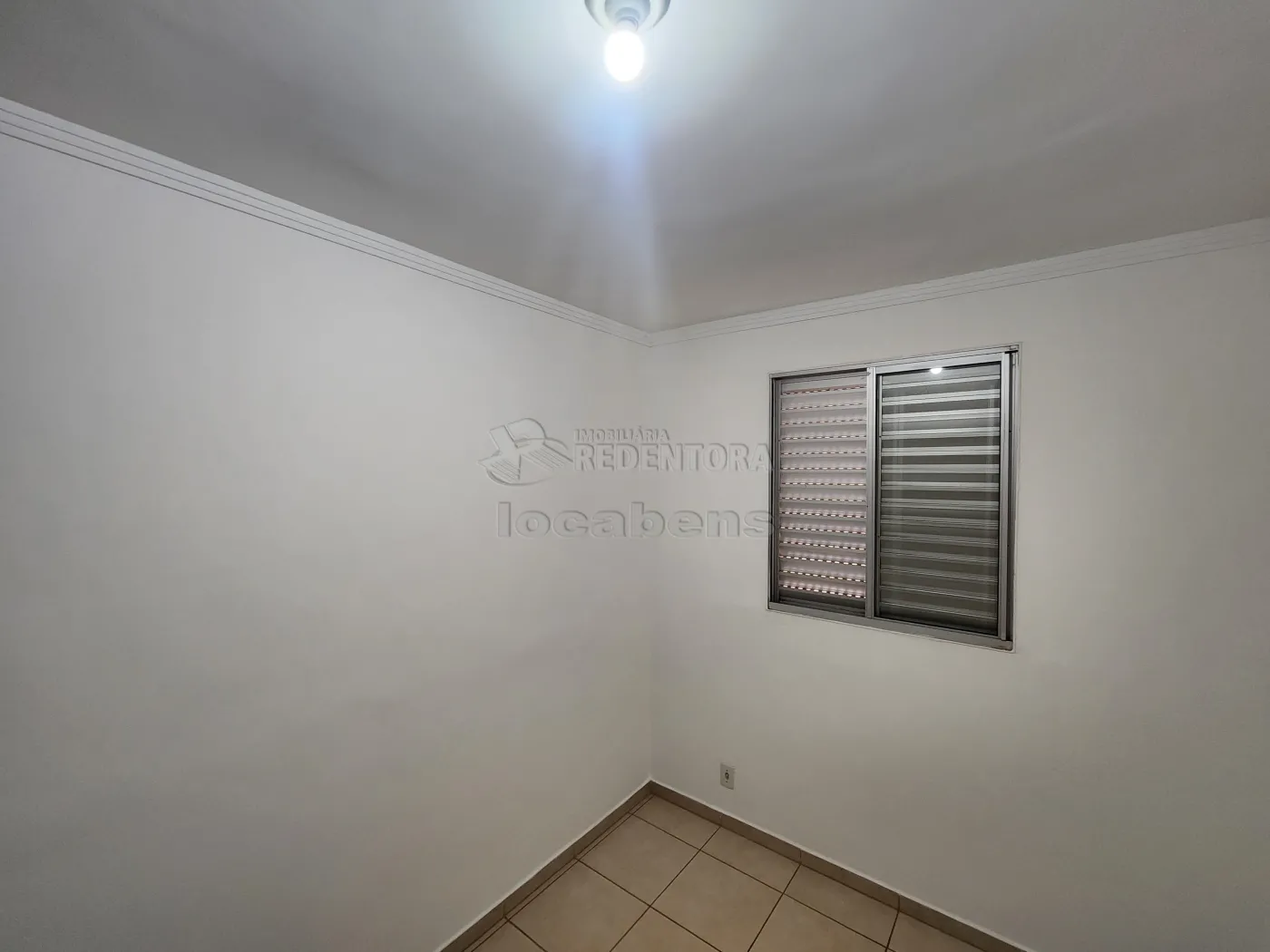 Alugar Apartamento / Padr&atilde;o em S&atilde;o Jos&eacute; do Rio Preto R$ 830,00 - Foto 8