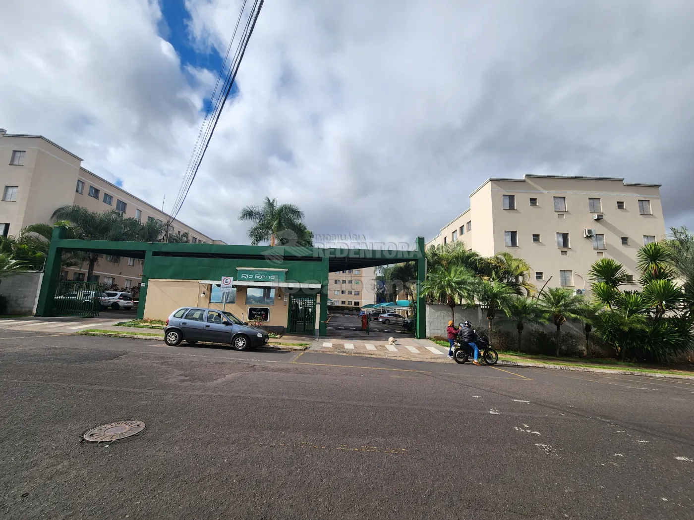 Alugar Apartamento / Padr&atilde;o em S&atilde;o Jos&eacute; do Rio Preto R$ 830,00 - Foto 13