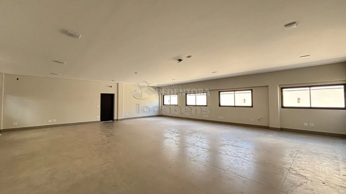 Alugar Comercial / Pr&eacute;dio Inteiro em S&atilde;o Jos&eacute; do Rio Preto R$ 35.000,00 - Foto 6