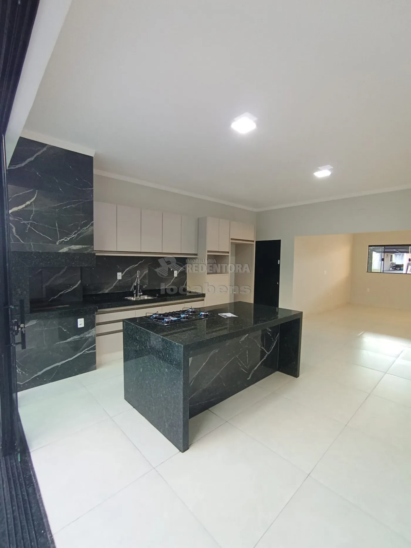 Comprar Casa / Padr&atilde;o em Ol&iacute;mpia R$ 720.000,00 - Foto 4
