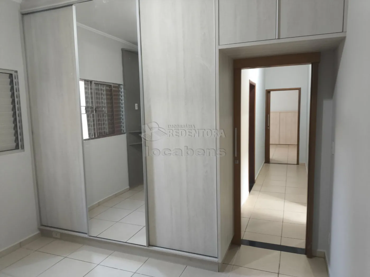 Comprar Casa / Padr&atilde;o em Ol&iacute;mpia R$ 790.000,00 - Foto 2