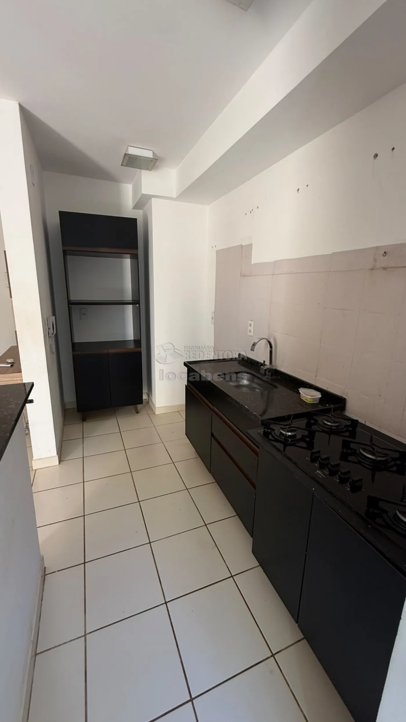 Alugar Apartamento / Padr&atilde;o em S&atilde;o Jos&eacute; do Rio Preto R$ 1.200,00 - Foto 3