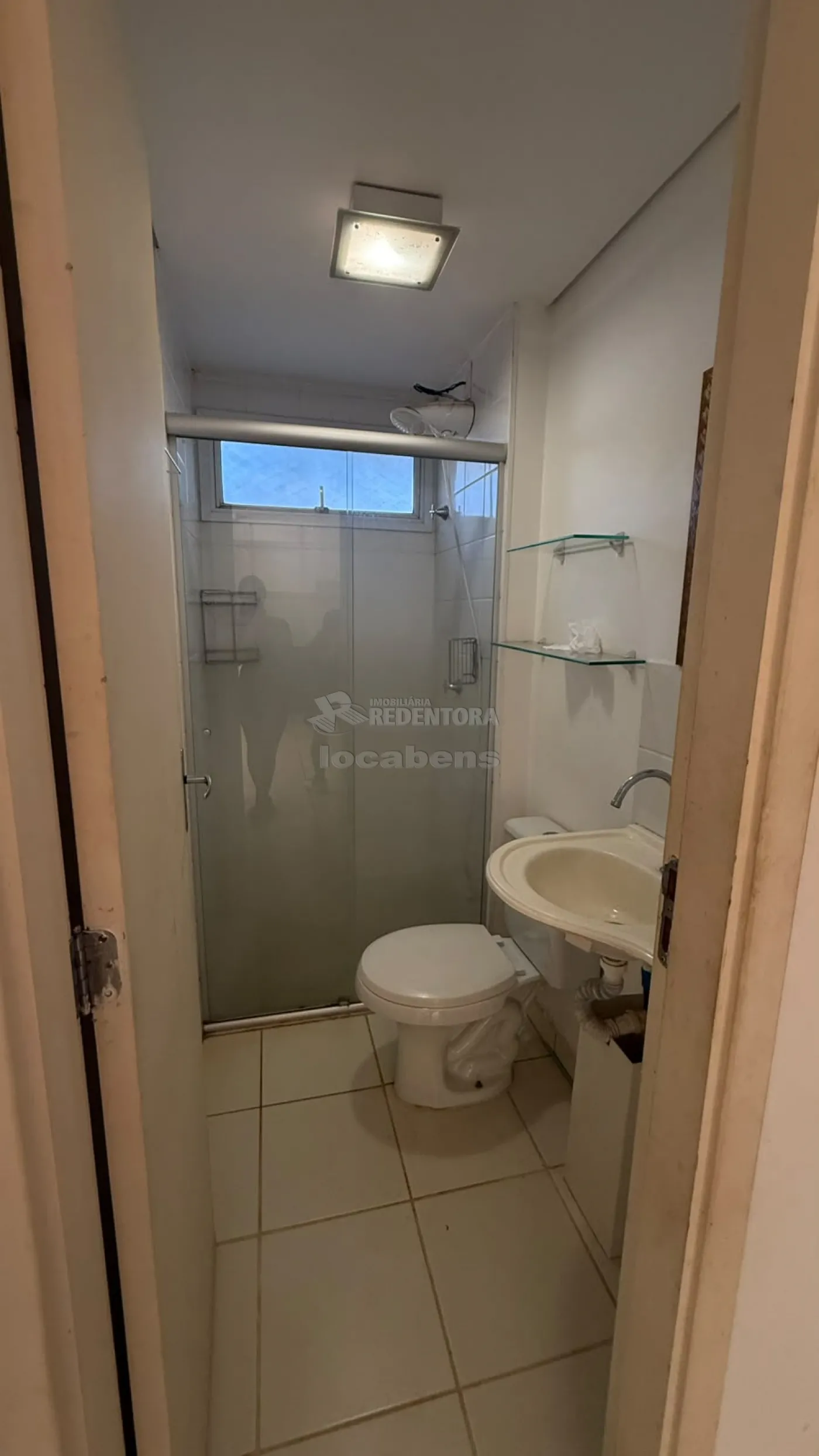 Alugar Apartamento / Padr&atilde;o em S&atilde;o Jos&eacute; do Rio Preto R$ 1.200,00 - Foto 6