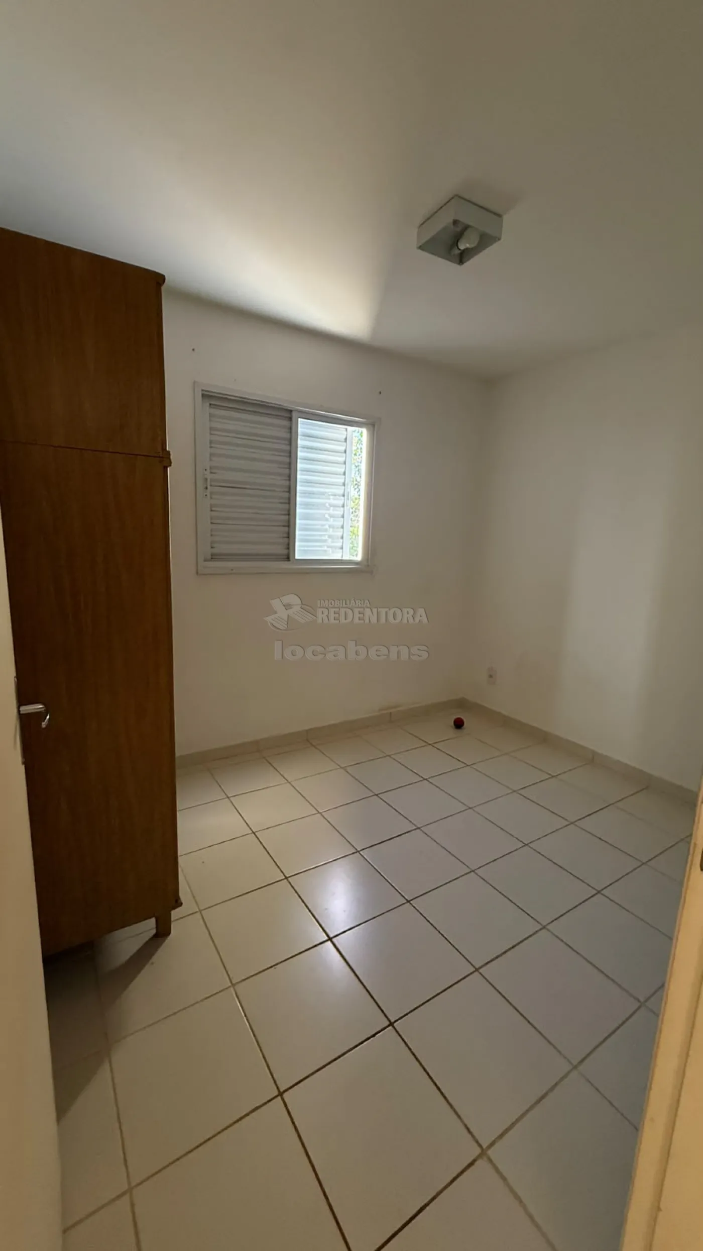 Alugar Apartamento / Padr&atilde;o em S&atilde;o Jos&eacute; do Rio Preto R$ 1.200,00 - Foto 7