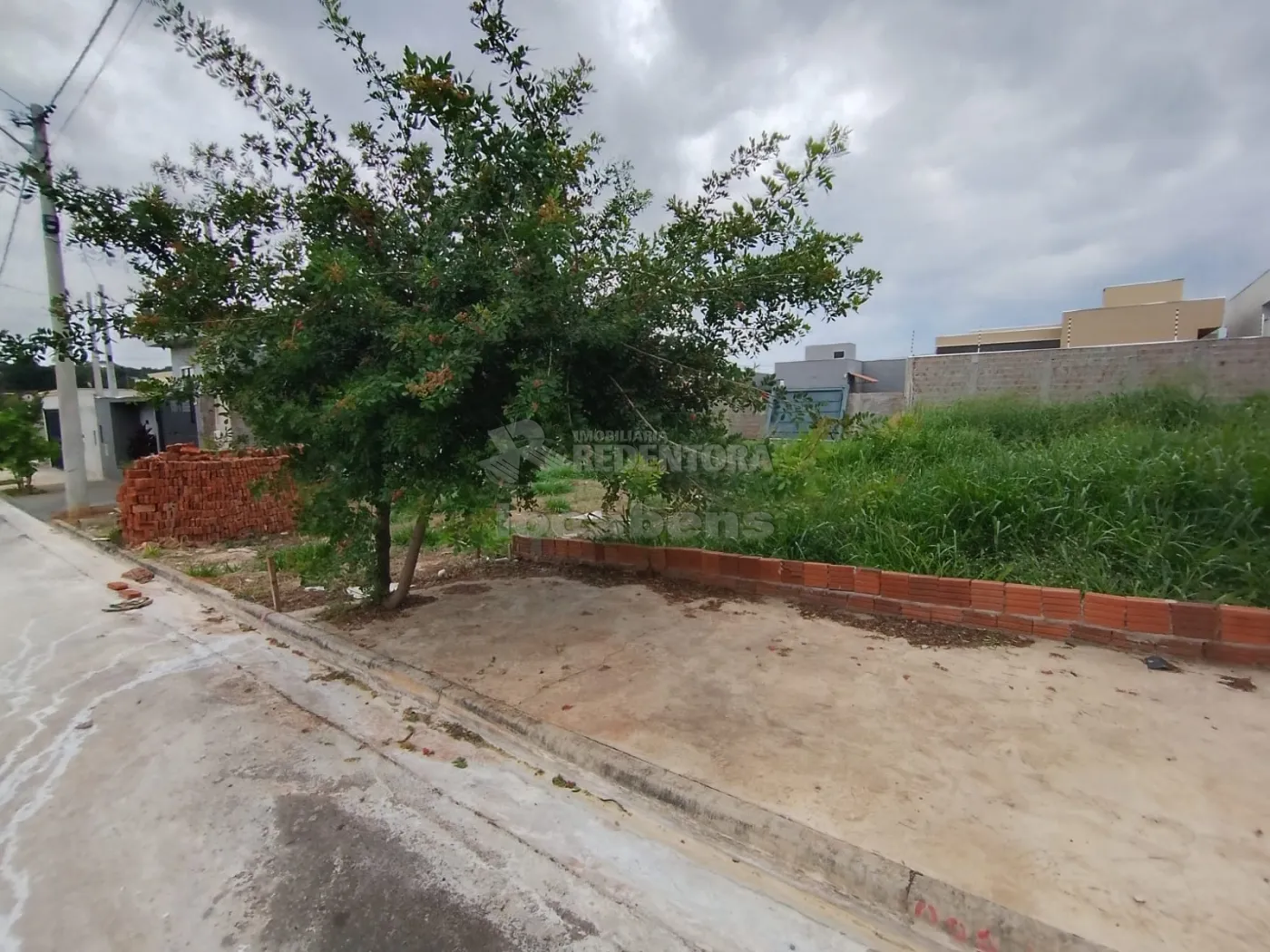 Comprar Terreno / Padr&atilde;o em S&atilde;o Jos&eacute; do Rio Preto R$ 143.000,00 - Foto 4