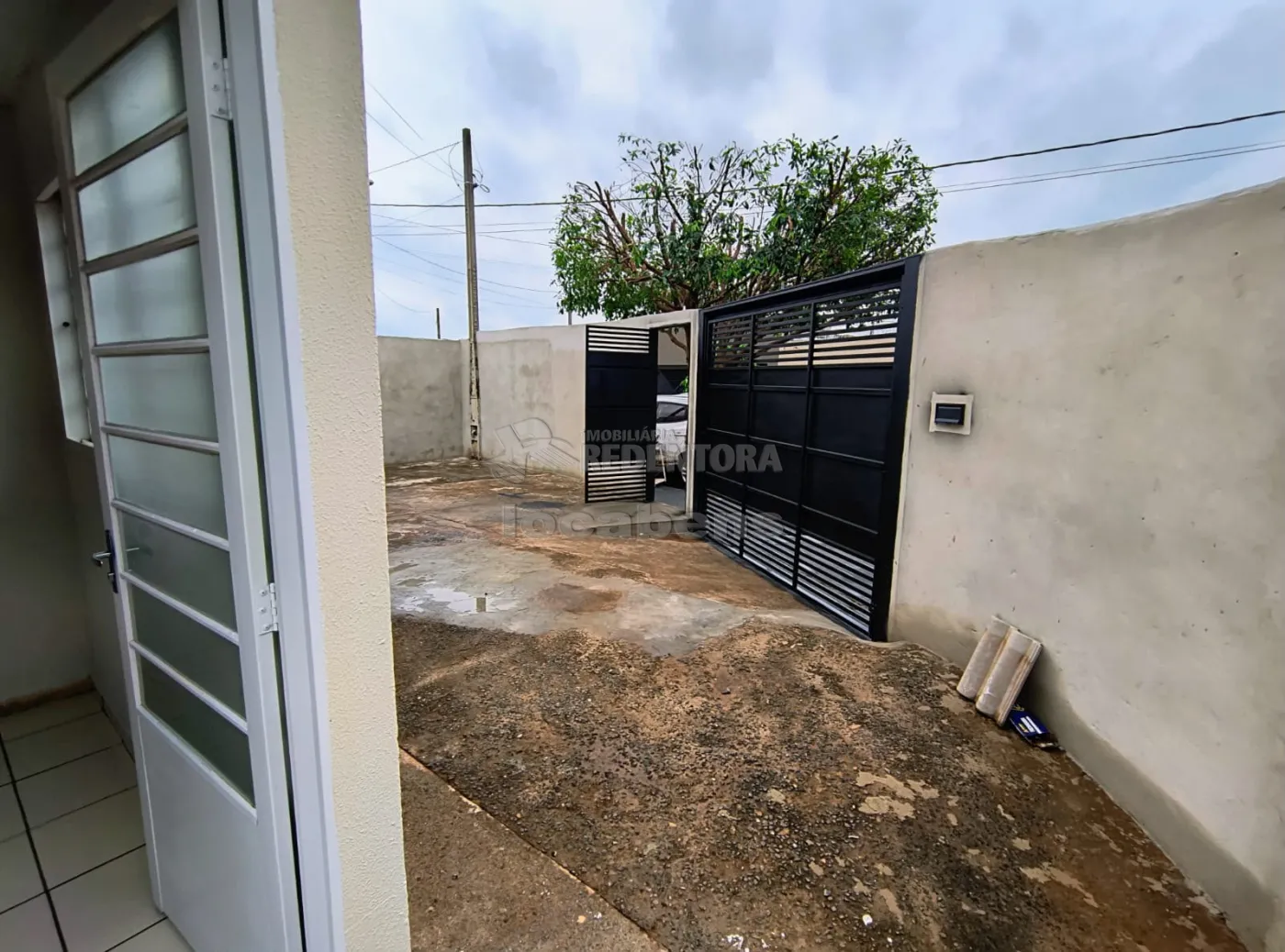Comprar Casa / Padr&atilde;o em S&atilde;o Jos&eacute; do Rio Preto R$ 175.000,00 - Foto 4