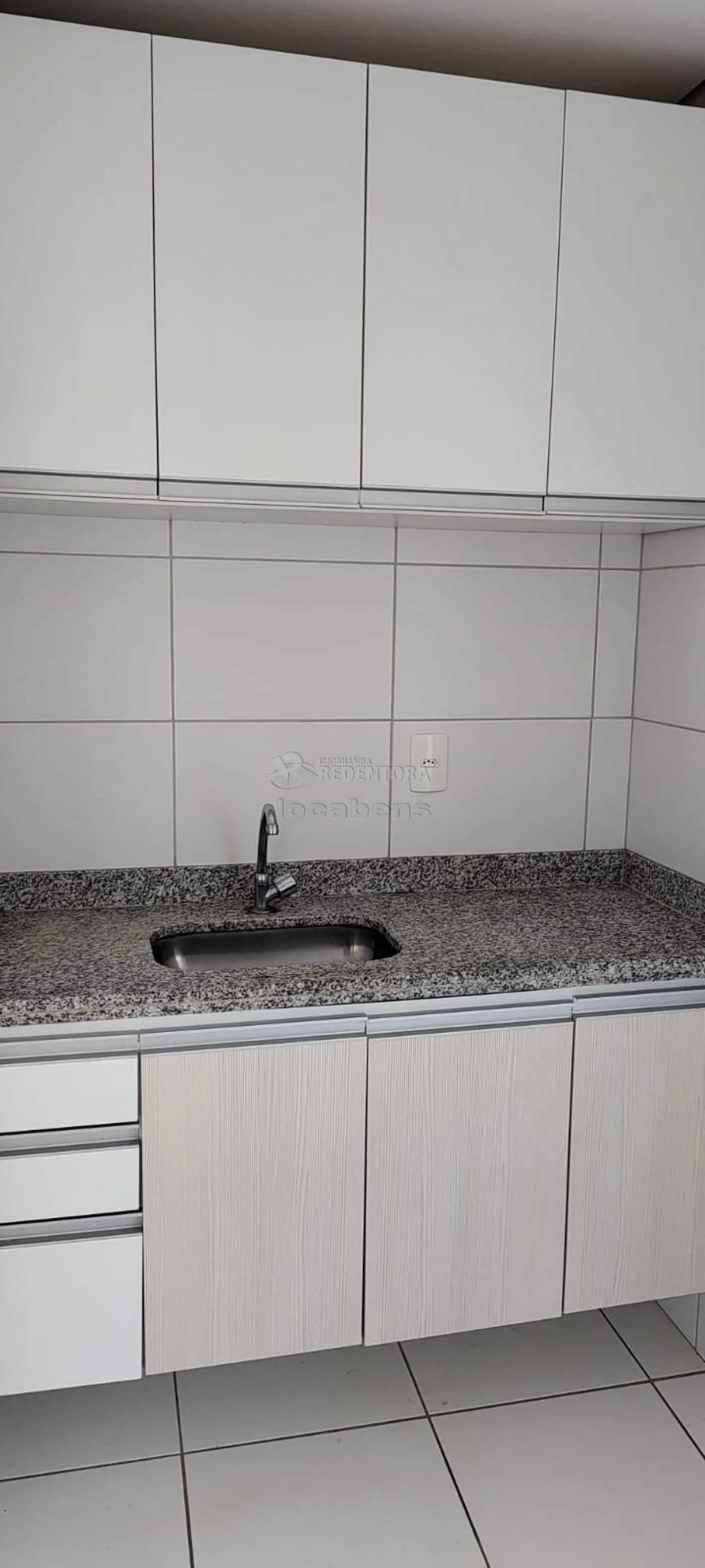 Comprar Apartamento / Padr&atilde;o em S&atilde;o Jos&eacute; do Rio Preto R$ 390.000,00 - Foto 2