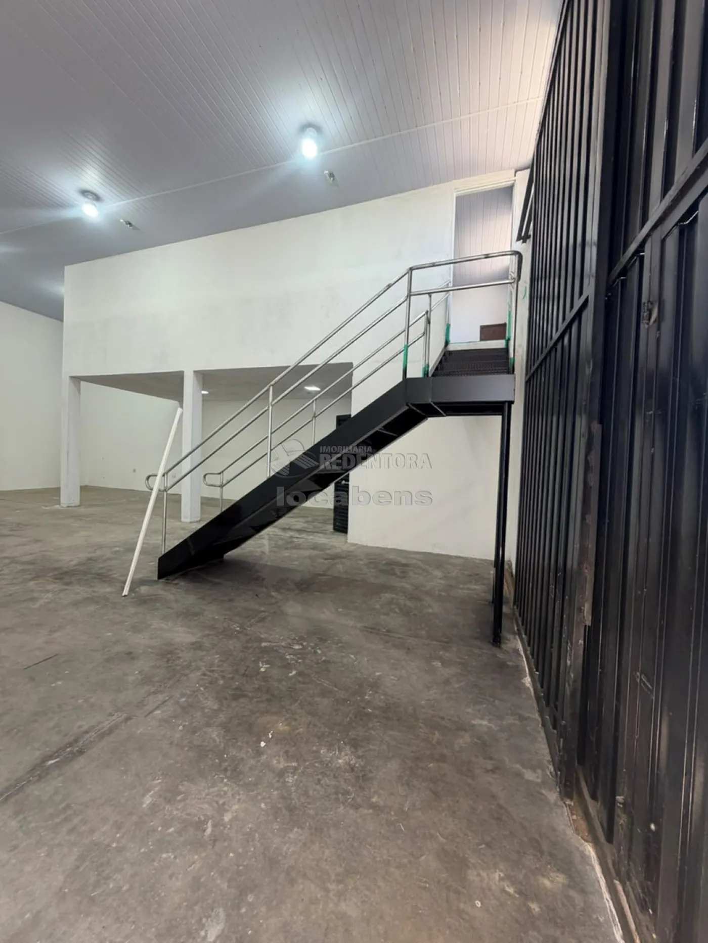 Alugar Comercial / Sal&atilde;o em S&atilde;o Jos&eacute; do Rio Preto R$ 3.600,00 - Foto 3