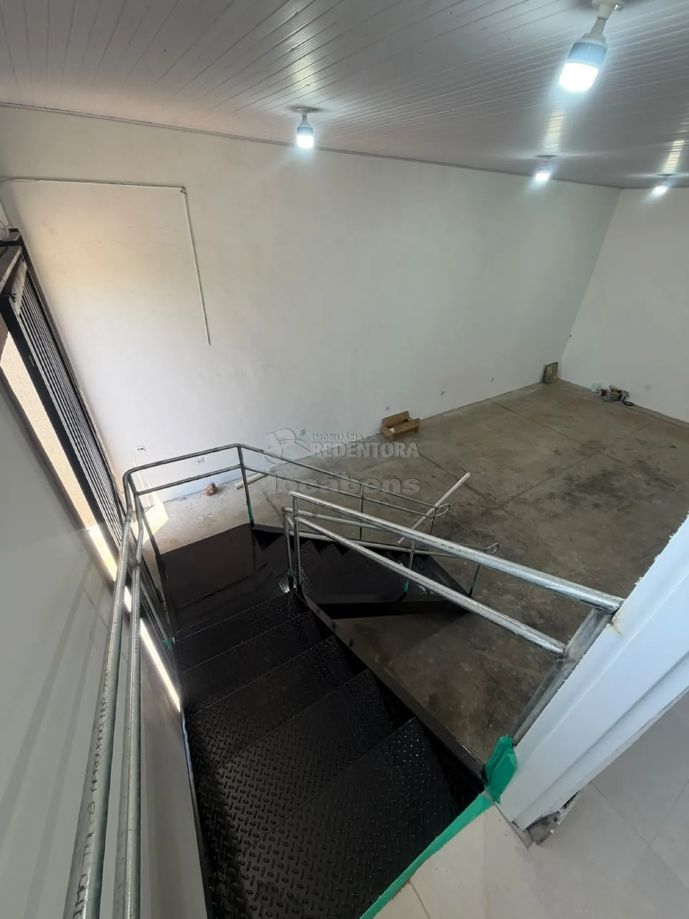 Alugar Comercial / Sal&atilde;o em S&atilde;o Jos&eacute; do Rio Preto R$ 3.600,00 - Foto 4