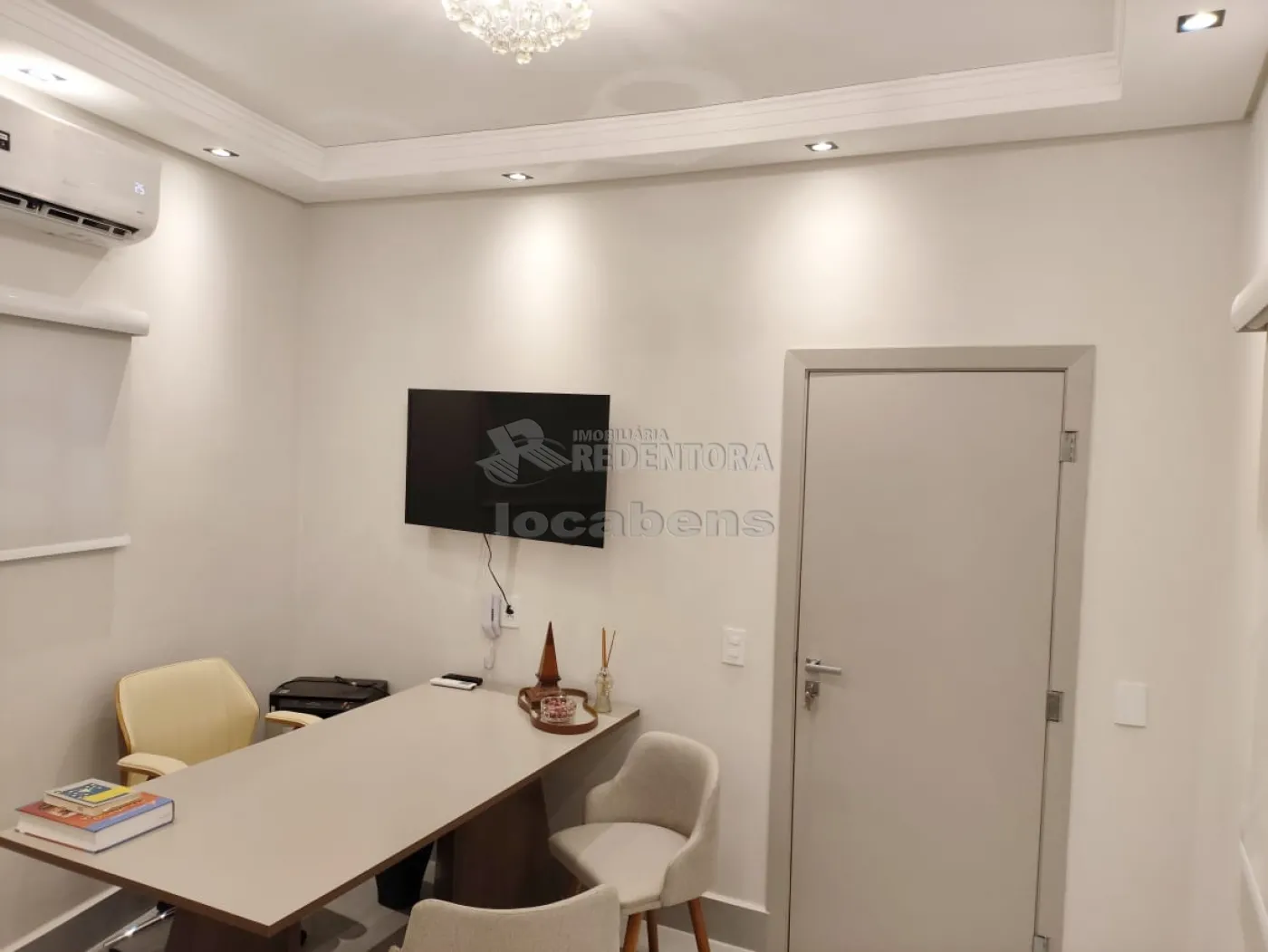 Alugar Comercial / Sala em S&atilde;o Jos&eacute; do Rio Preto R$ 1.900,00 - Foto 4