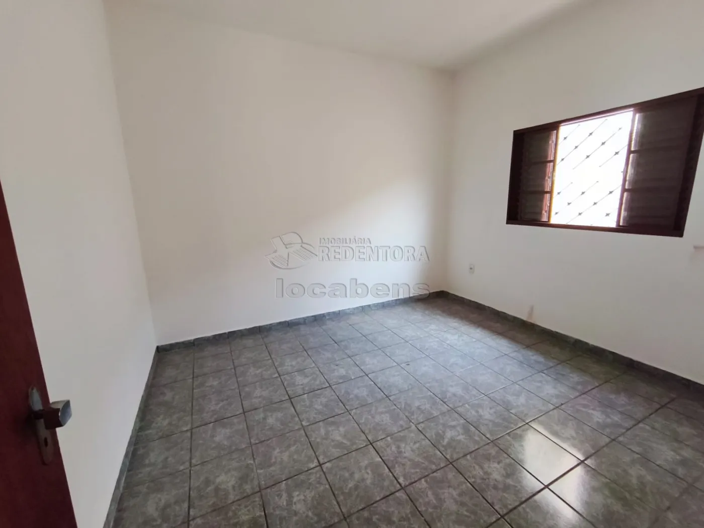 Alugar Casa / Padr&atilde;o em Bady Bassitt R$ 1.500,00 - Foto 3