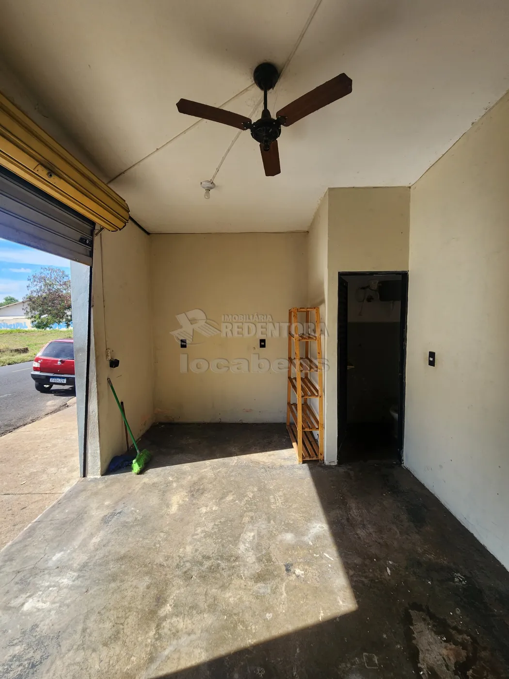 Alugar Comercial / Sal&atilde;o em S&atilde;o Jos&eacute; do Rio Preto R$ 900,00 - Foto 2