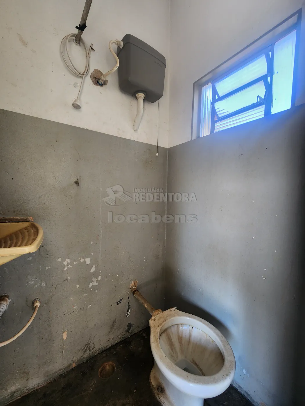 Alugar Comercial / Sal&atilde;o em S&atilde;o Jos&eacute; do Rio Preto R$ 900,00 - Foto 4