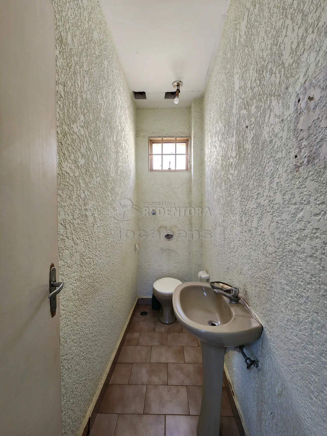 Alugar Comercial / Casa Comercial em S&atilde;o Jos&eacute; do Rio Preto R$ 1.500,00 - Foto 6