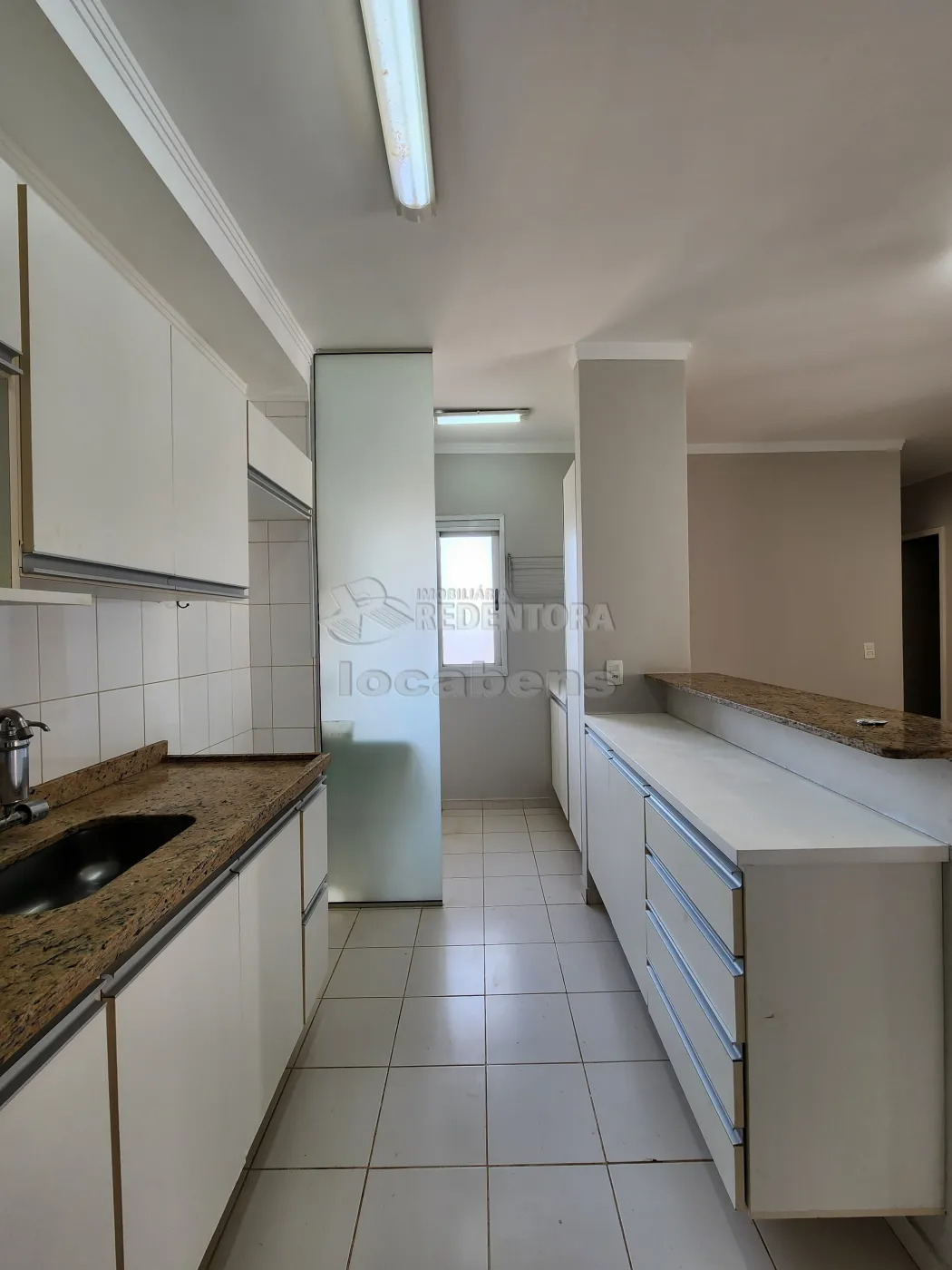 Alugar Apartamento / Padr&atilde;o em S&atilde;o Jos&eacute; do Rio Preto R$ 1.900,00 - Foto 5