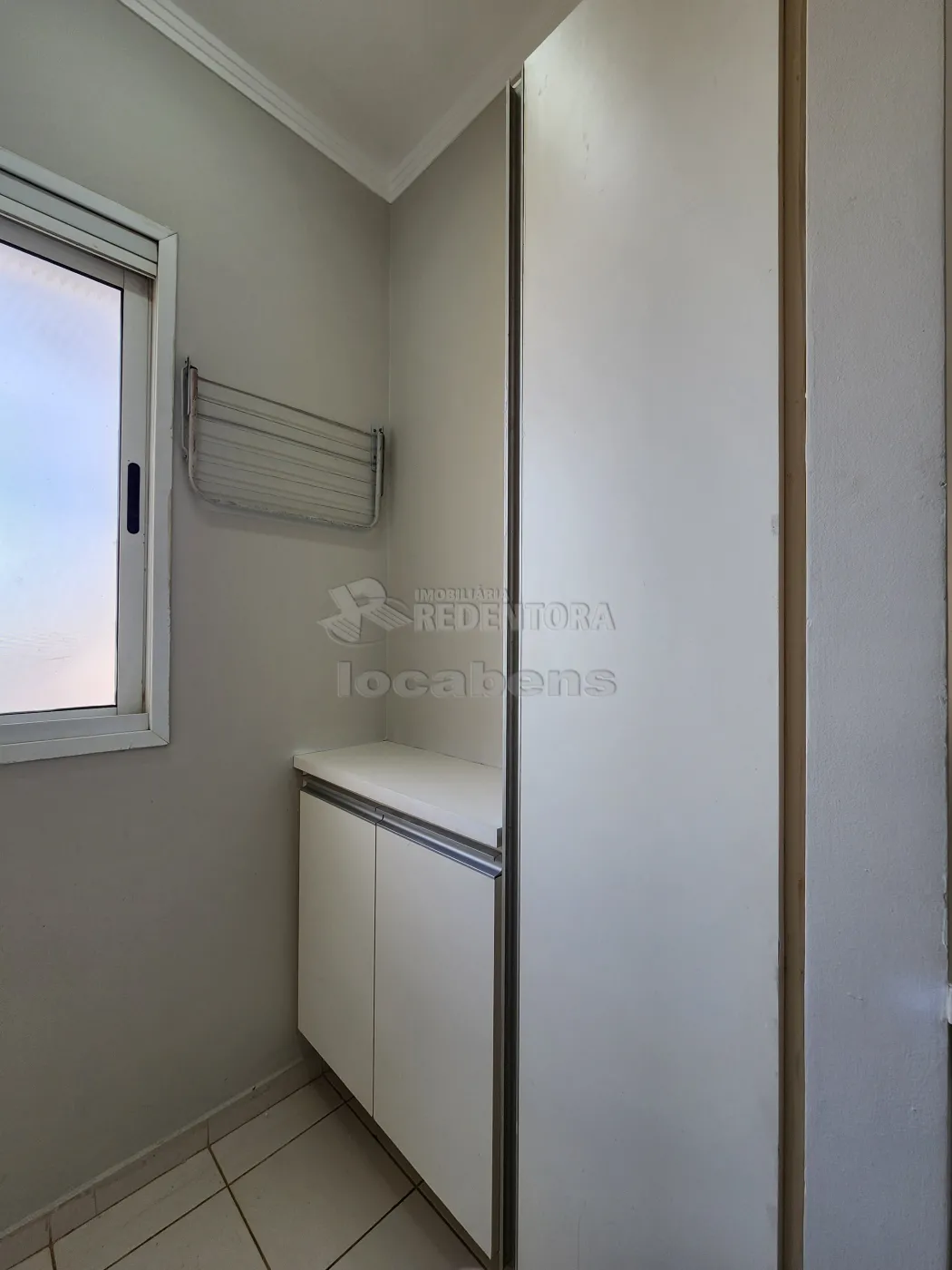 Alugar Apartamento / Padr&atilde;o em S&atilde;o Jos&eacute; do Rio Preto R$ 1.900,00 - Foto 14